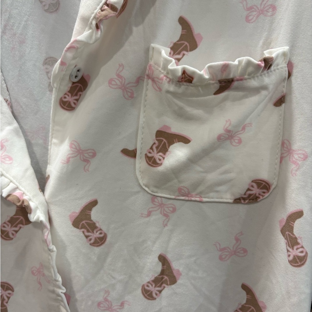 πΈπ€ Adorable Ruffle Pajama Set β Cozy & Girly ππΈ - Picture 4 of 5